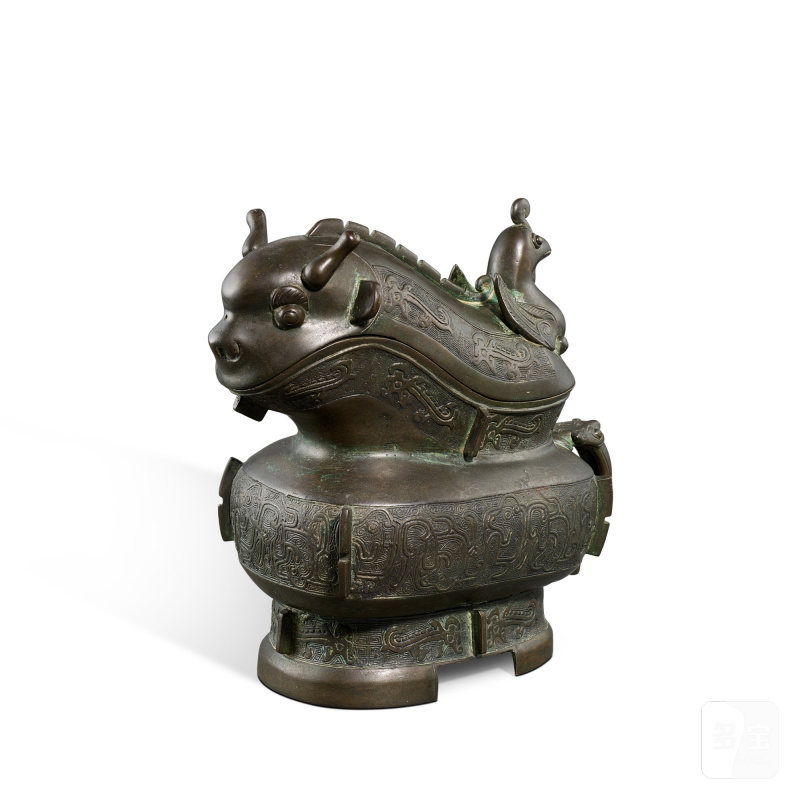 An inscribed bronze archaistic 'dragon and phoenix' wine vessel, gong, Yuan - Ming Dynasty | 元至明 青銅仿古龍鳳紋觥